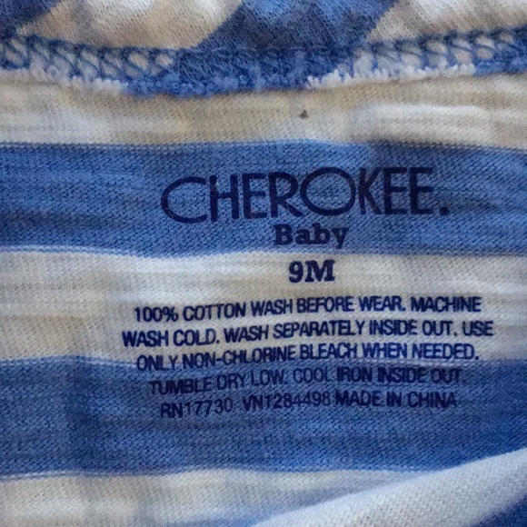 8/15 Blue striped sparkly whale t-shirt - Picture 2 of 2